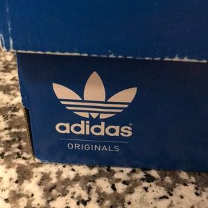 Toddler boy adidas originals swift run J sneakers